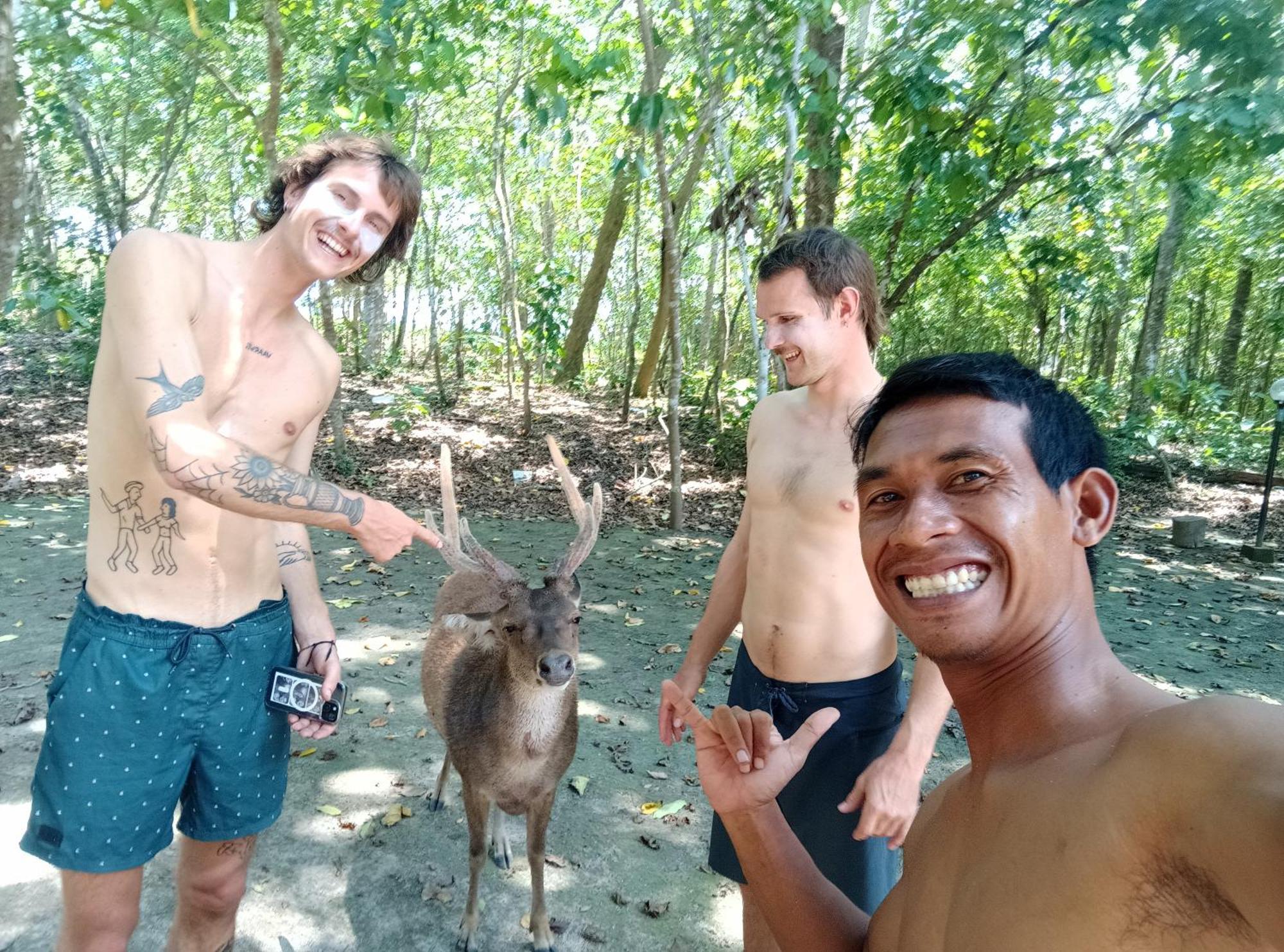 Appartamento Ayolah Surf House &Surf Camp Jembrana Esterno foto